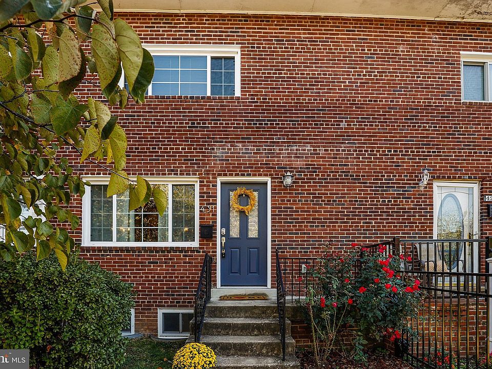 1st image of 431 Earl St