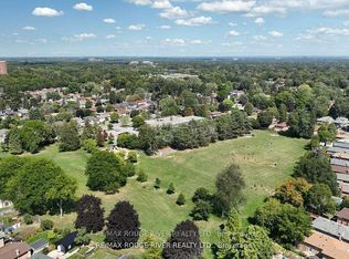 18 Darlingside Dr, Toronto, ON