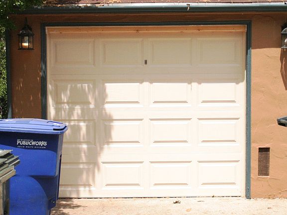 Single Car Garage with Opener