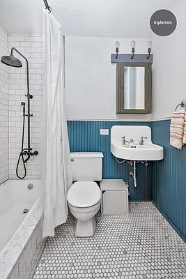 Sold by Triplemint | media 18