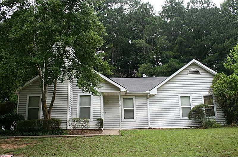 1st image of 1227 McPherson Ln