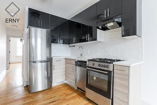 Rented by ERNY LLC | media 11