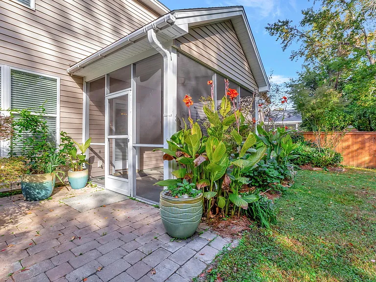1313 Merchant Ct — Photo 27