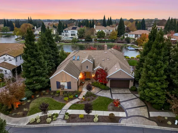 8720 Oakmere Ct, Roseville, CA 95747