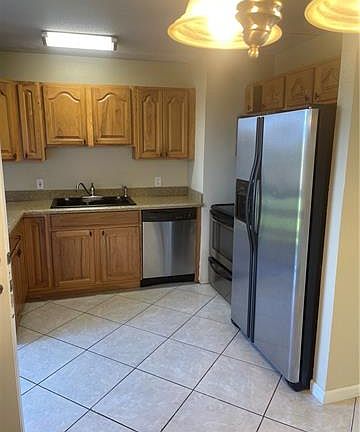 2nd image of 2904 Surfwood Dr