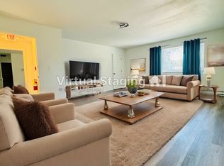 700 Mansfield Ct #700, Hartland, WI 53029