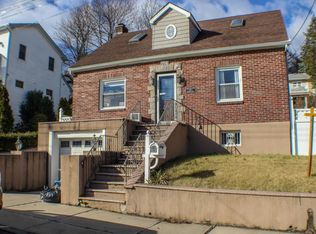 14 Starbuck St, Staten Island, NY 10304
