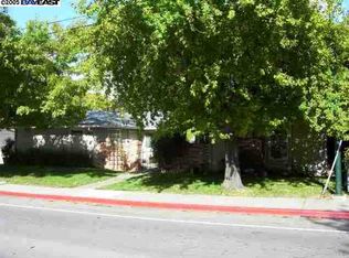 2020 Oak Grove Rd, Walnut Creek, CA 94598