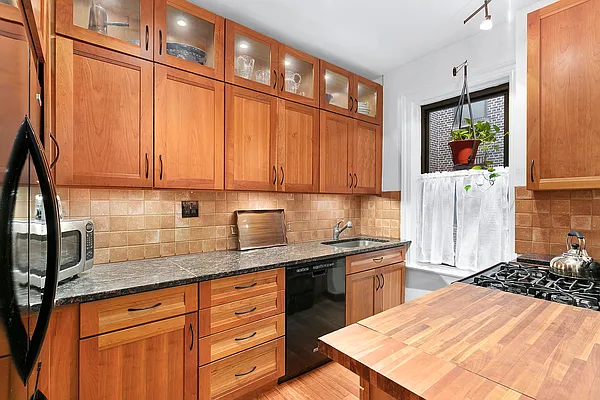 Sold by Brown Harris Stevens | media 10