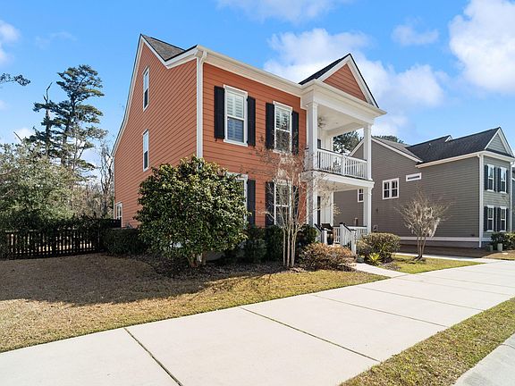 3rd image of 2698 Rutherford Way