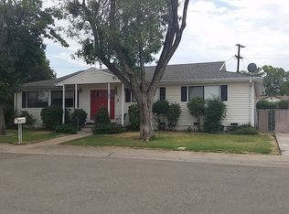 300 Meadow Way, Wheatland, CA 95692