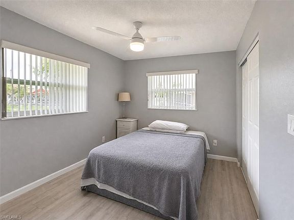 5th image of 119 Maple AVE S