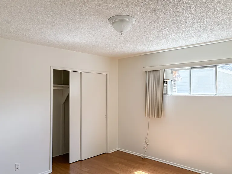 1616 S Chapel Ave #B — Photo 8