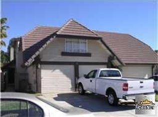 27118 Rio Prado Dr, Valencia, CA 91354