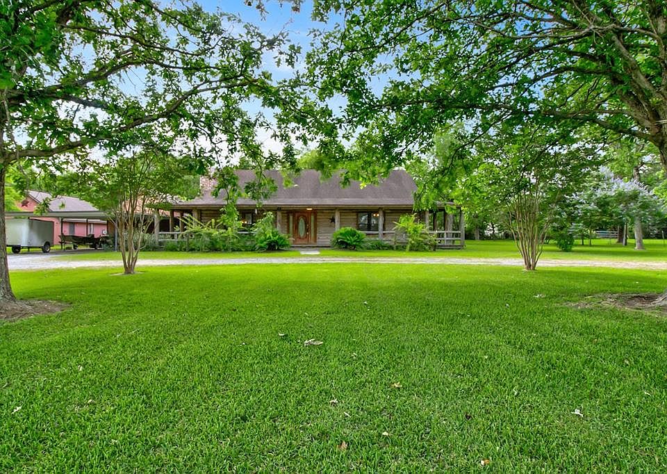 1st image of 8013 N Killarney Dr