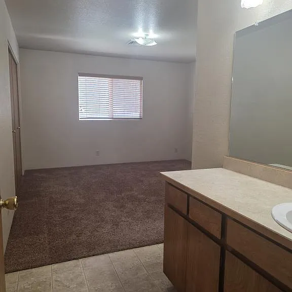 2239 SW Bridge St #A — Photo 8