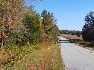 565 Soap Stone Rd, Gaffney, SC 29340