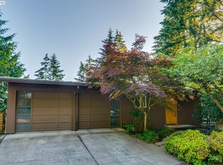 5047 SW 18th Pl, Portland, OR 97239