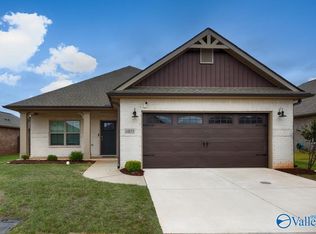 14855 Greenleaf Dr, Athens, AL 35613