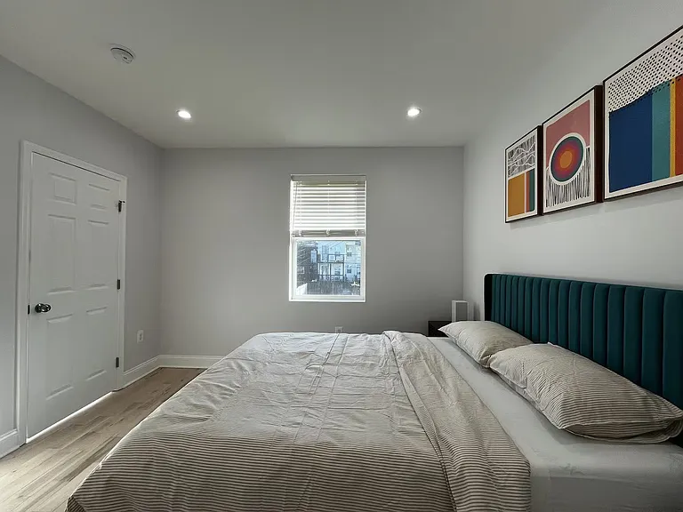 1331 Queen St NE — Photo 20