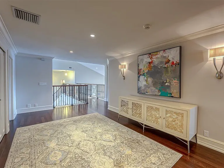 1313 E Lake Dr — Photo 75