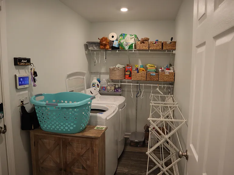 Chesterton Ct — Photo 16