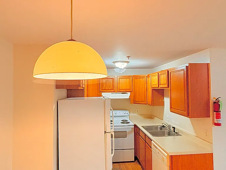 405 Main St #205 — Photo 14