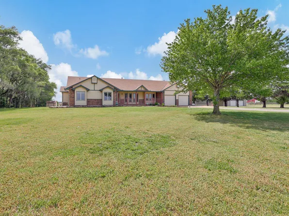 2843 N 215th St W, Colwich, KS 67030