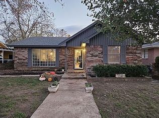 306 E 22nd St, Tishomingo, OK 73460