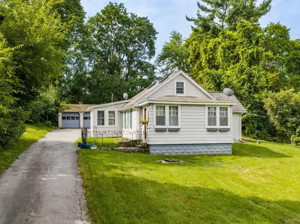 124 Bower Road, Poughkeepsie, NY 12603