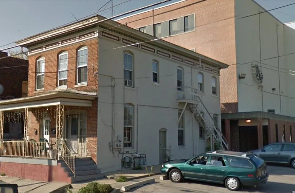 8 N Cherry Ave #8 N CHERRY
