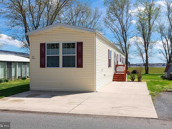 2nd image of 31696 Siham Rd