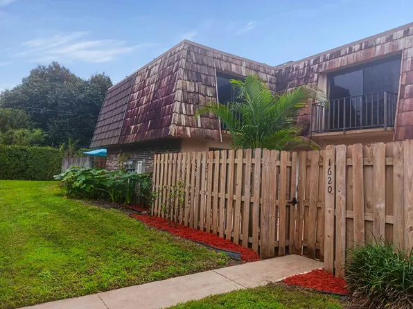 1620 Forest Lakes Circle #D, West Palm Beach, FL 33406