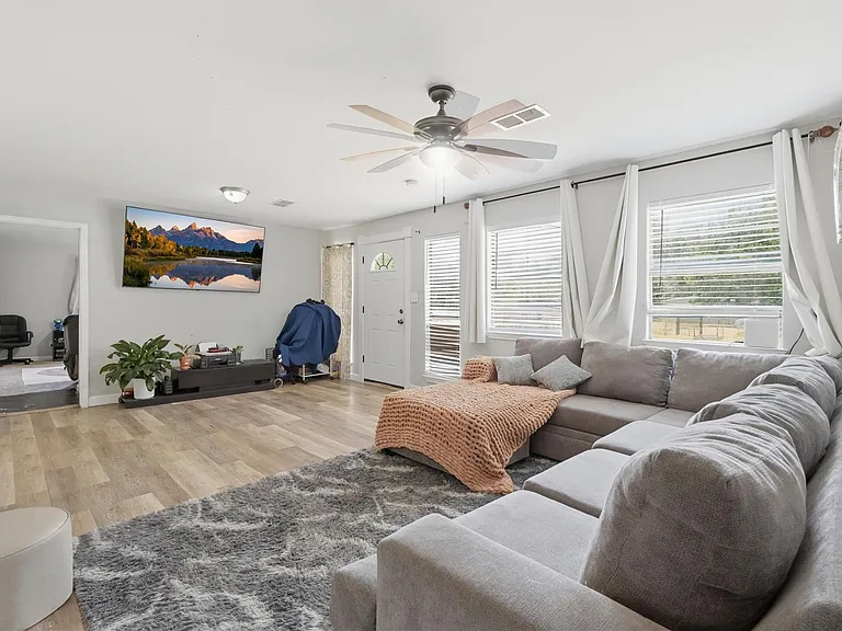 700 Butler Dr — Photo 8