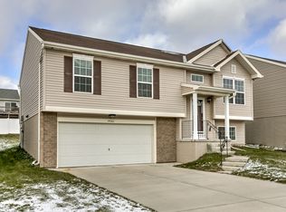 19362 X St, Omaha, NE 68135