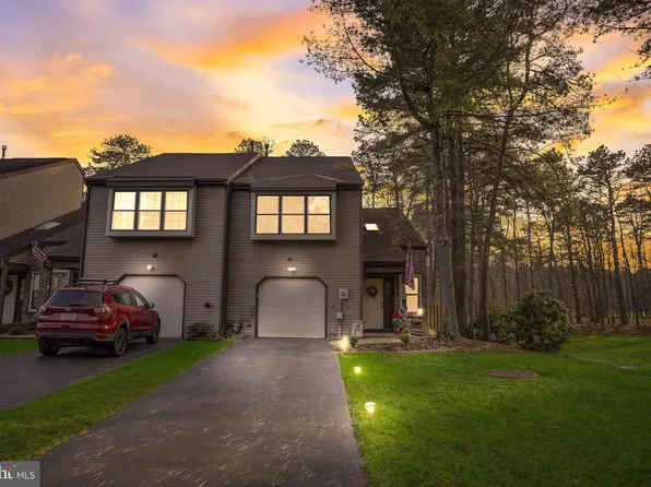 37 Augusta Ct, Marlton, NJ 08053