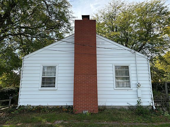 3rd image of 680 Barrett St