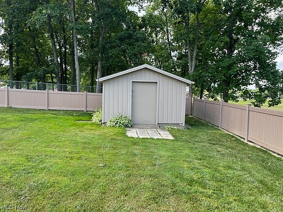 5th image of 5717 Yorktown Ln