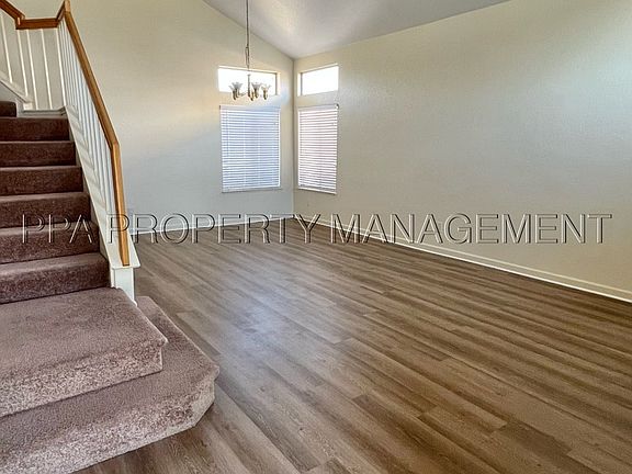 2nd image of 423 Charlemagne Ln