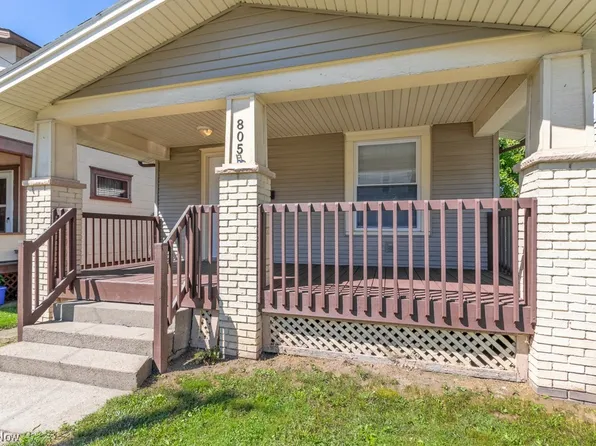 805 Halter Ct NW, Canton, OH 44708
