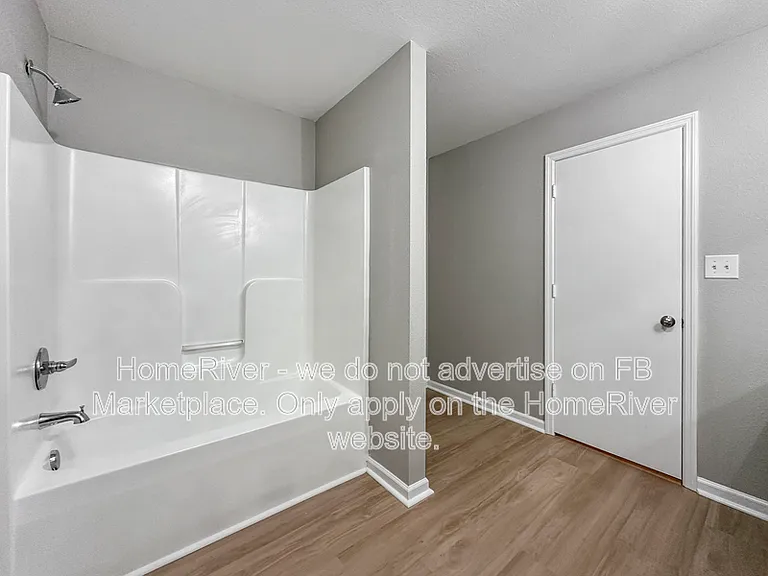 117 Bermuda Lakes Dr — Photo 9