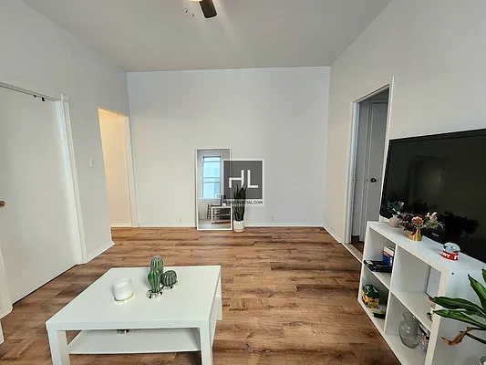 Rented by Highline Residential | media 1