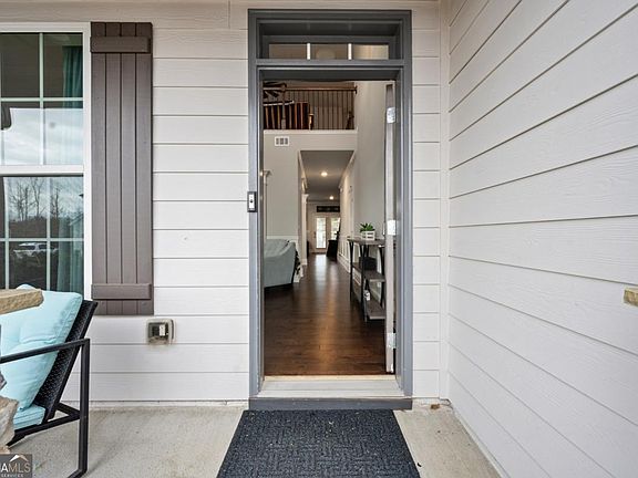 2nd image of 6780 Rambling Vale