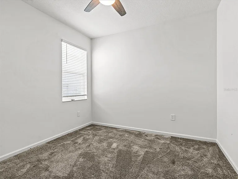 2952 Armstrong Ave — Photo 19