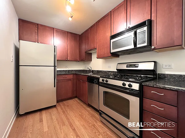 625 W Wrightwood — Photo 46