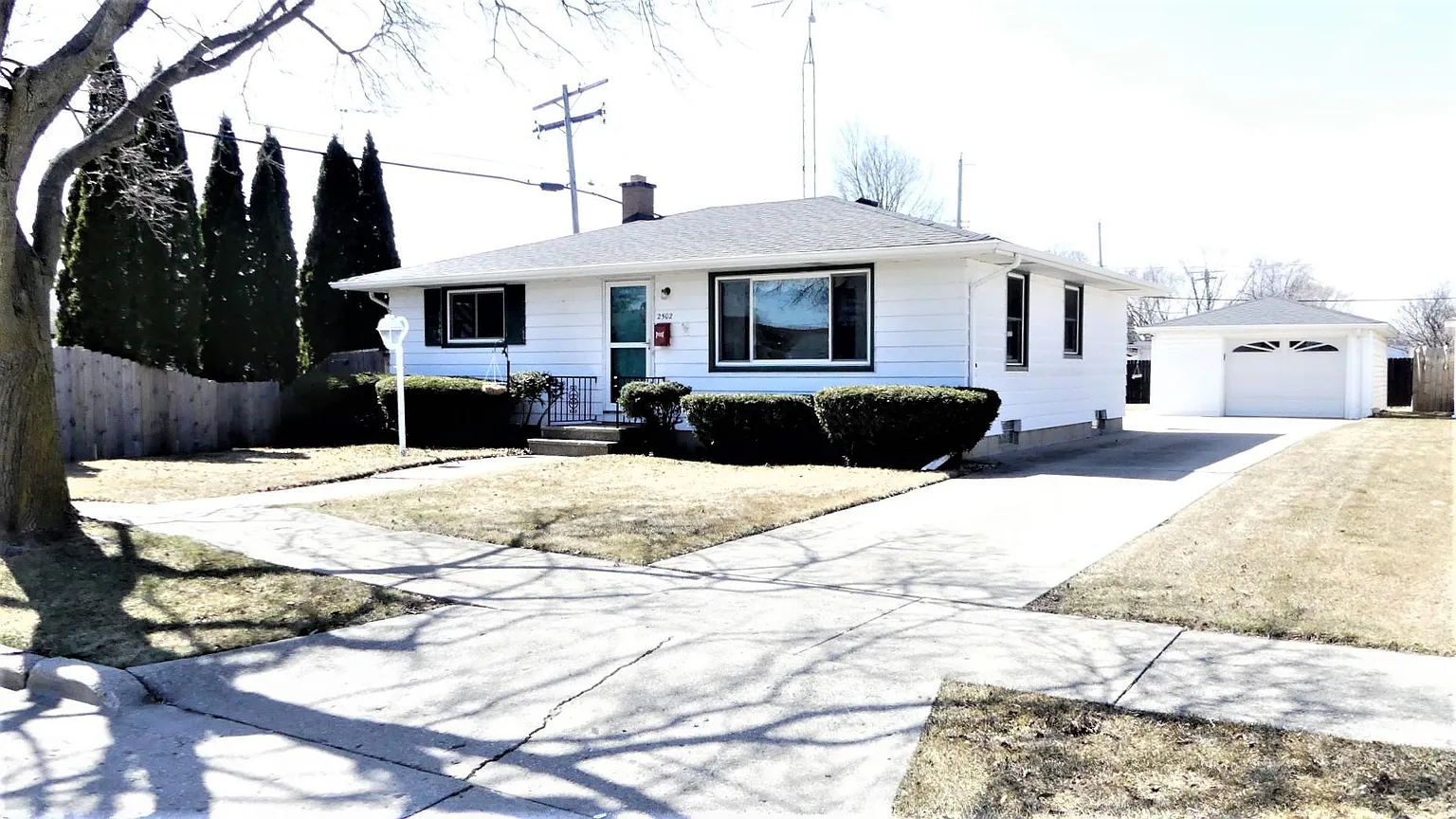 2502 24th Ave photo 1