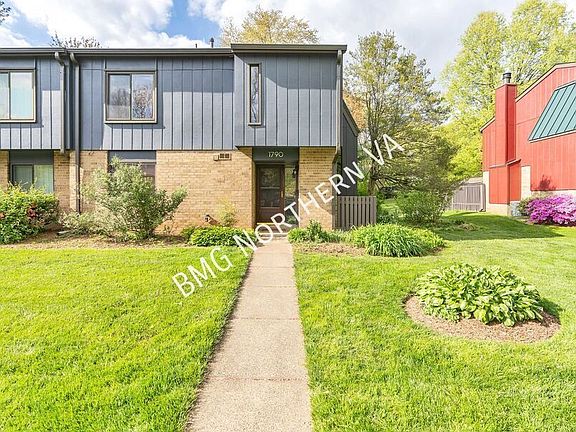 2nd image of 1790 Ivy Oak Sq
