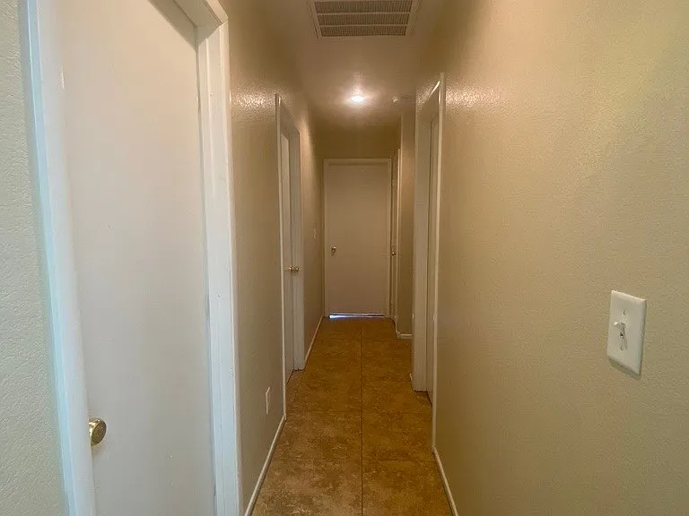 4032 Coburn St — Photo 15