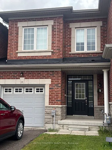 19 Napanee St Photo 1
