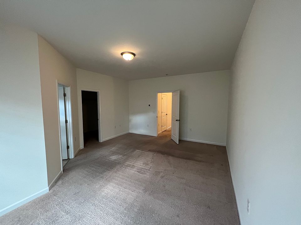 1st image of 1013 Delight Dr